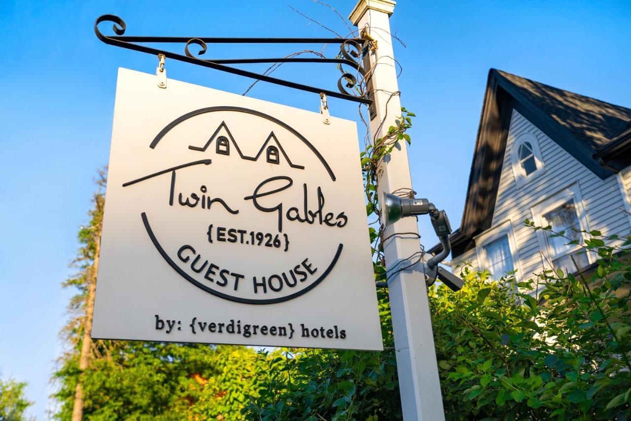 Hotel Twin Gables Of Woodstock Esterno foto